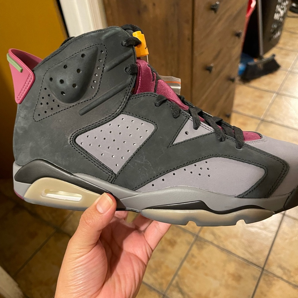 Jordan retro 6 Bordeaux $500 size 11
